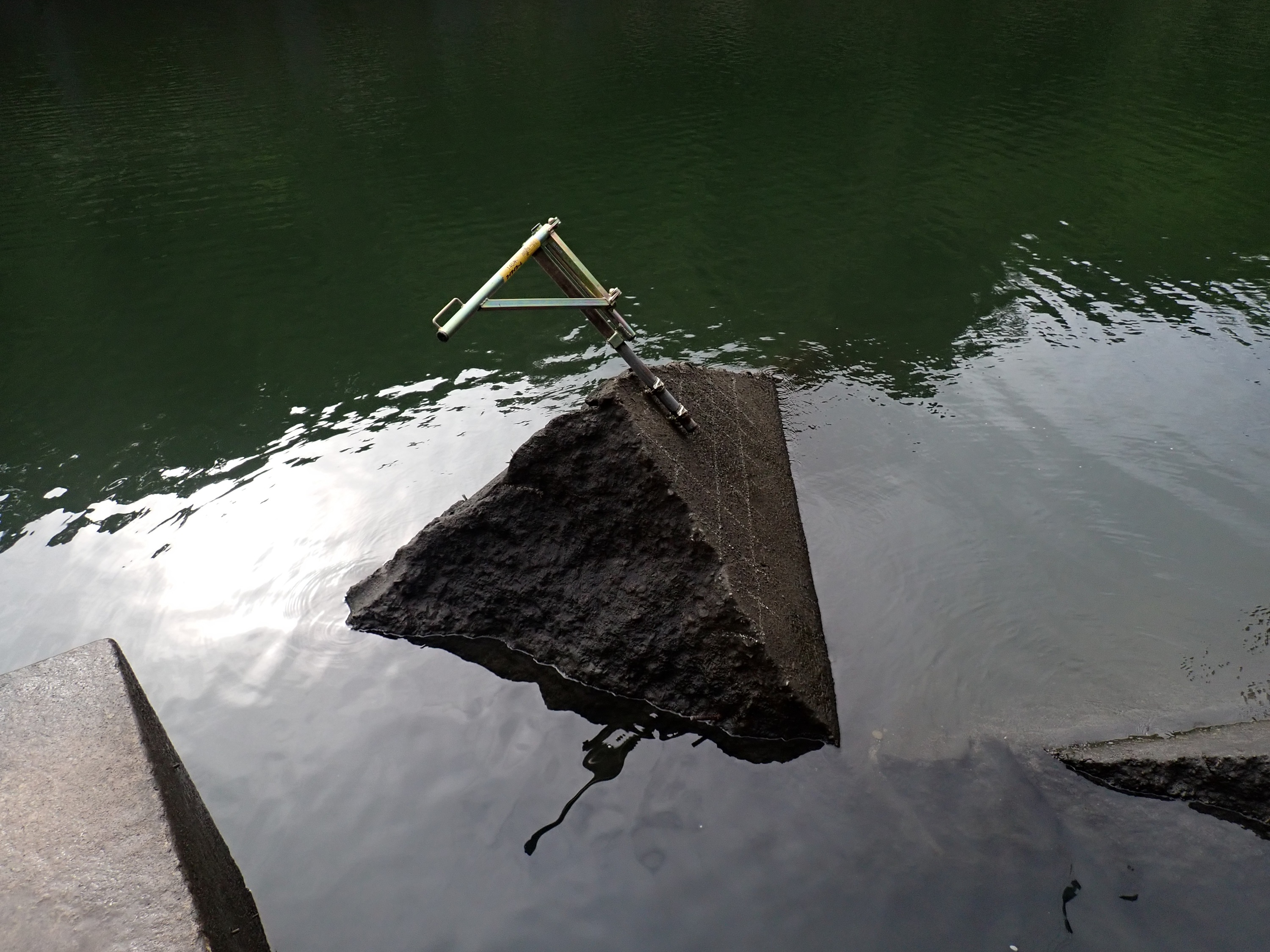 コンクリート破砕