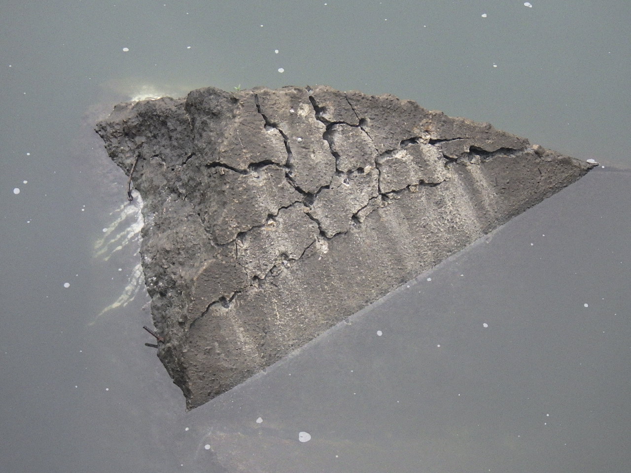 コンクリート破砕