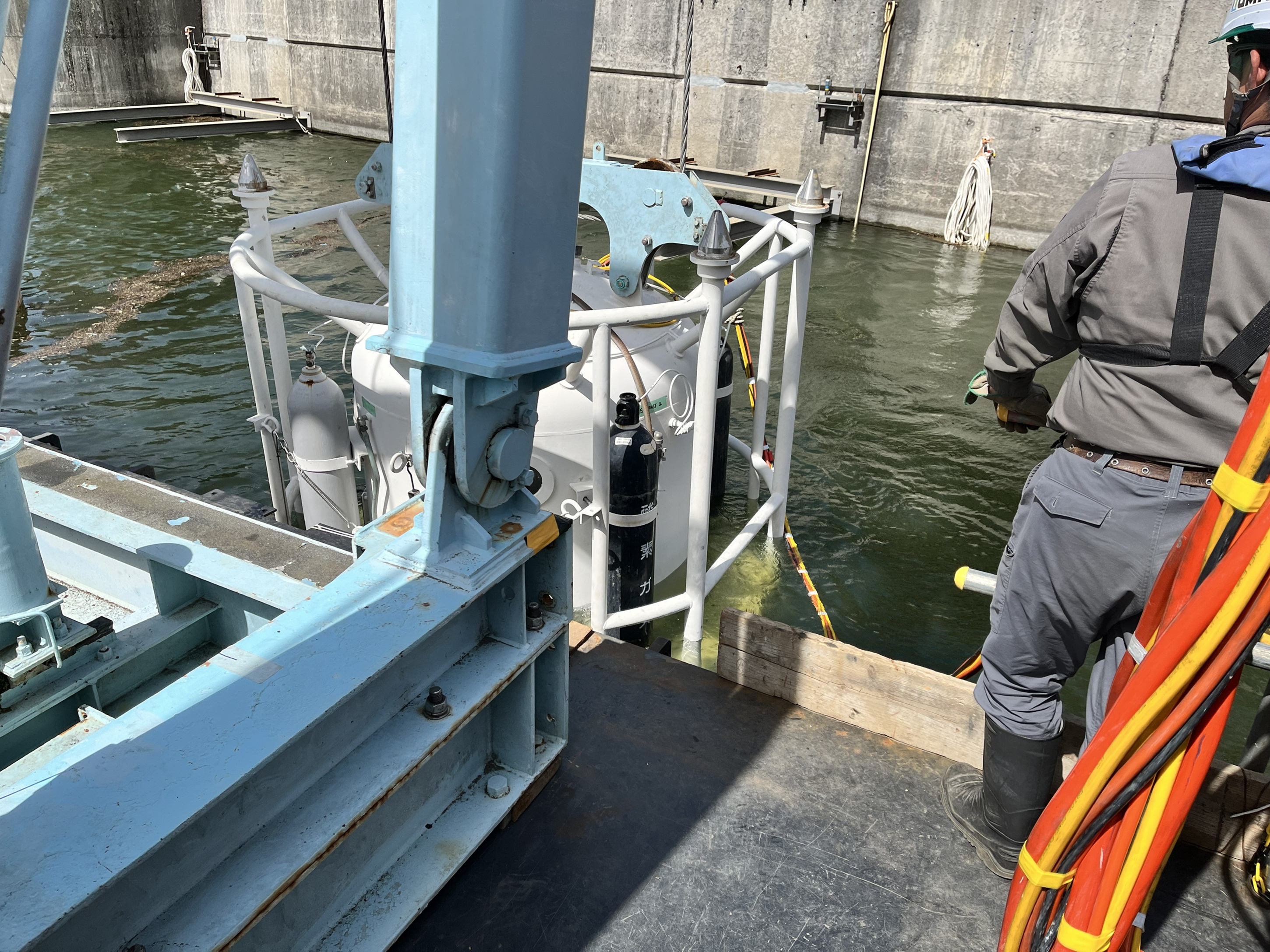 水中溶断・溶接・コア抜き