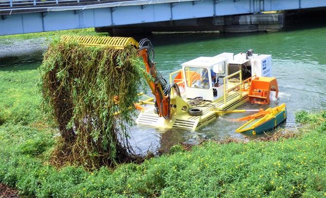 ウィードハンターシリーズ